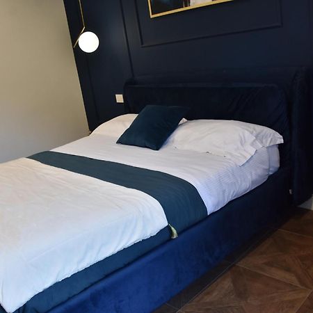 Gloden House Apartments 陶尔米纳 外观 照片
